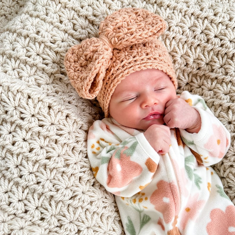 Crochet Baby Hat Pattern – Star Stitch Big Bow Beanie with Rose Flower Design (PDF Tutorial)
