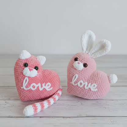 Cat and bunny heart: Valentine's Day plush toy set.